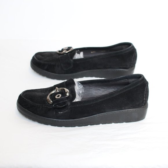 Stuart Weitzman Black Slip-On Loafer Moccasins - Picture 4 of 8